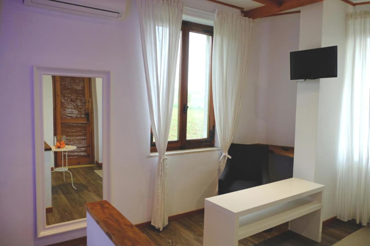 Albergo Torre Di Codana Montiglio Ngoại thất bức ảnh
