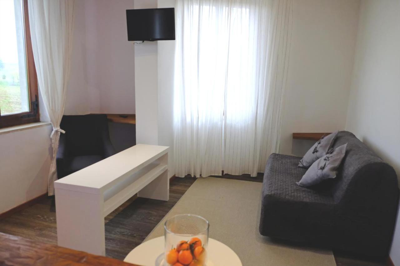 Albergo Torre Di Codana Montiglio Ngoại thất bức ảnh