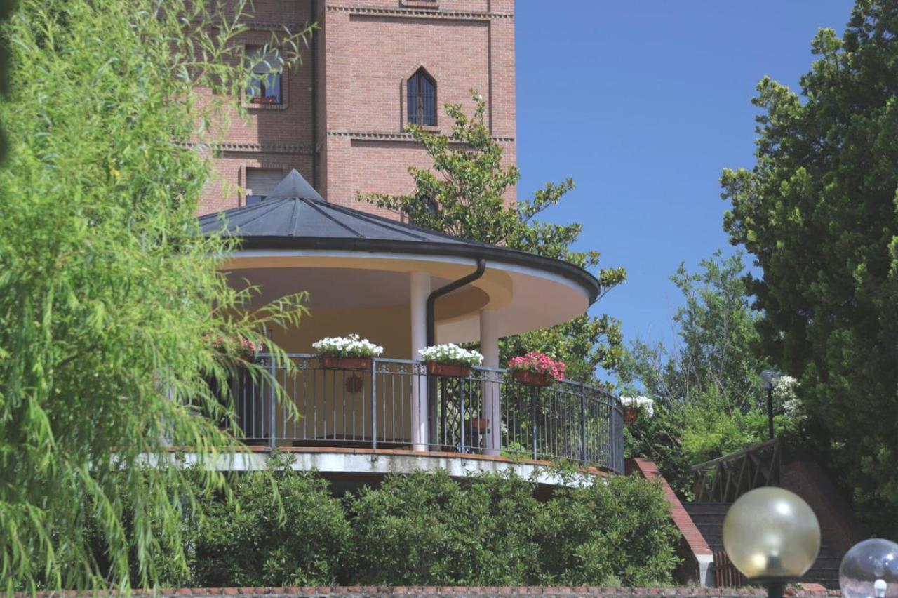 Albergo Torre Di Codana Montiglio Ngoại thất bức ảnh